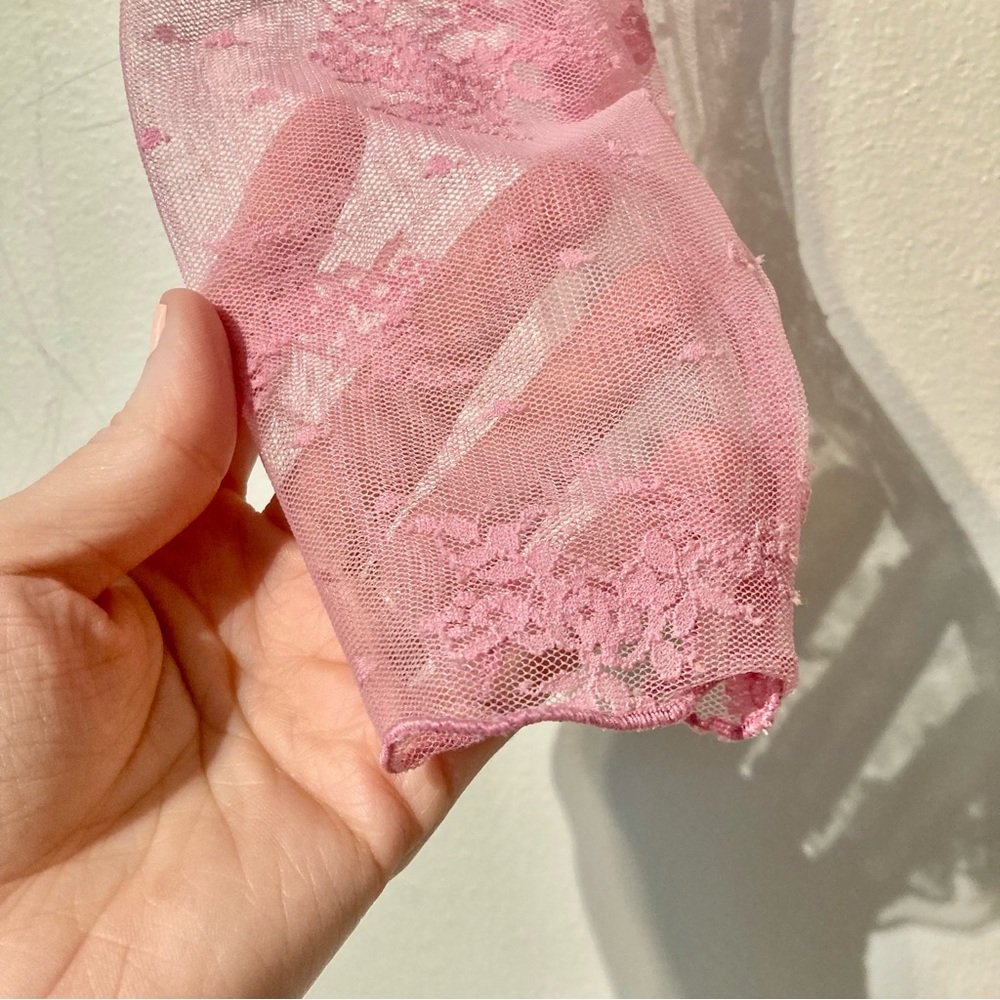 NWT Aerie Top Level Up Lace Layering Mesh Mock Neck Top - Picture 5 of 8